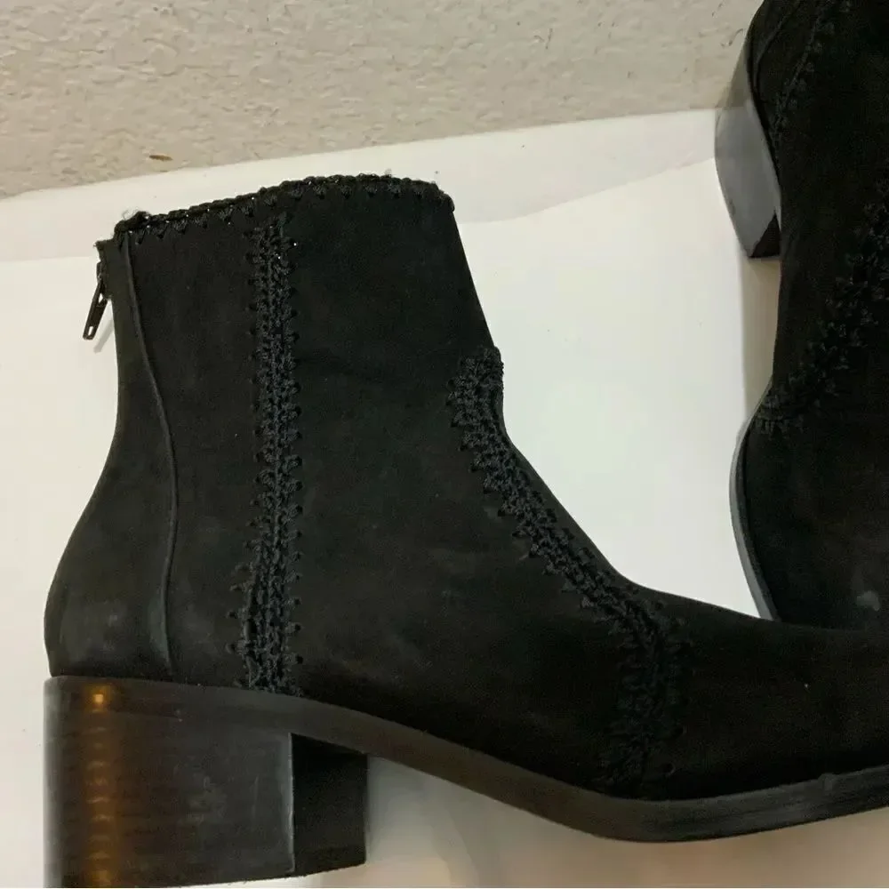 Chelsea & Violet Black Suede Lucy Boots Size 9.5 M